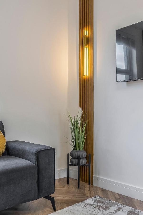 Parkside 2 Bedroom House Near Dunfermline & Edinburgh Zewnętrze zdjęcie